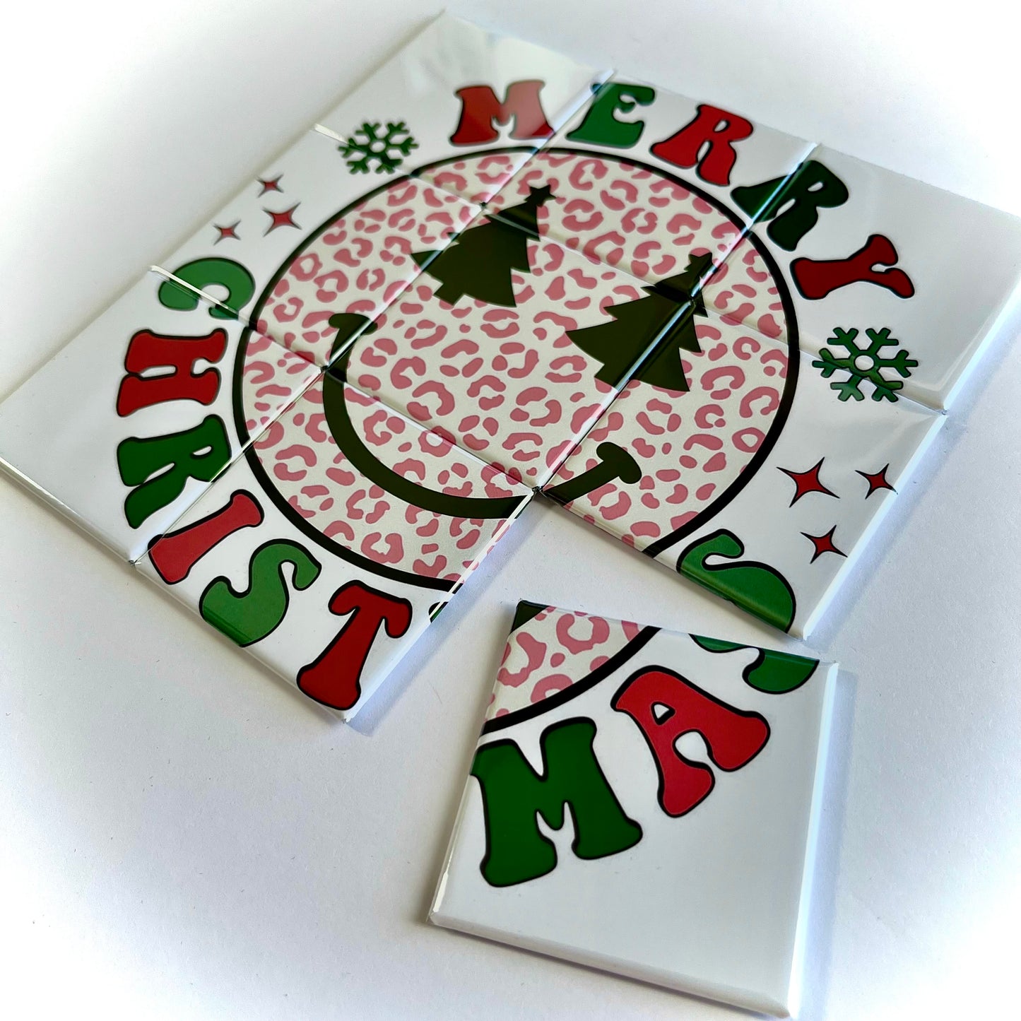 CHRISTMAS SMILEY MAGNETIC PUZZLE