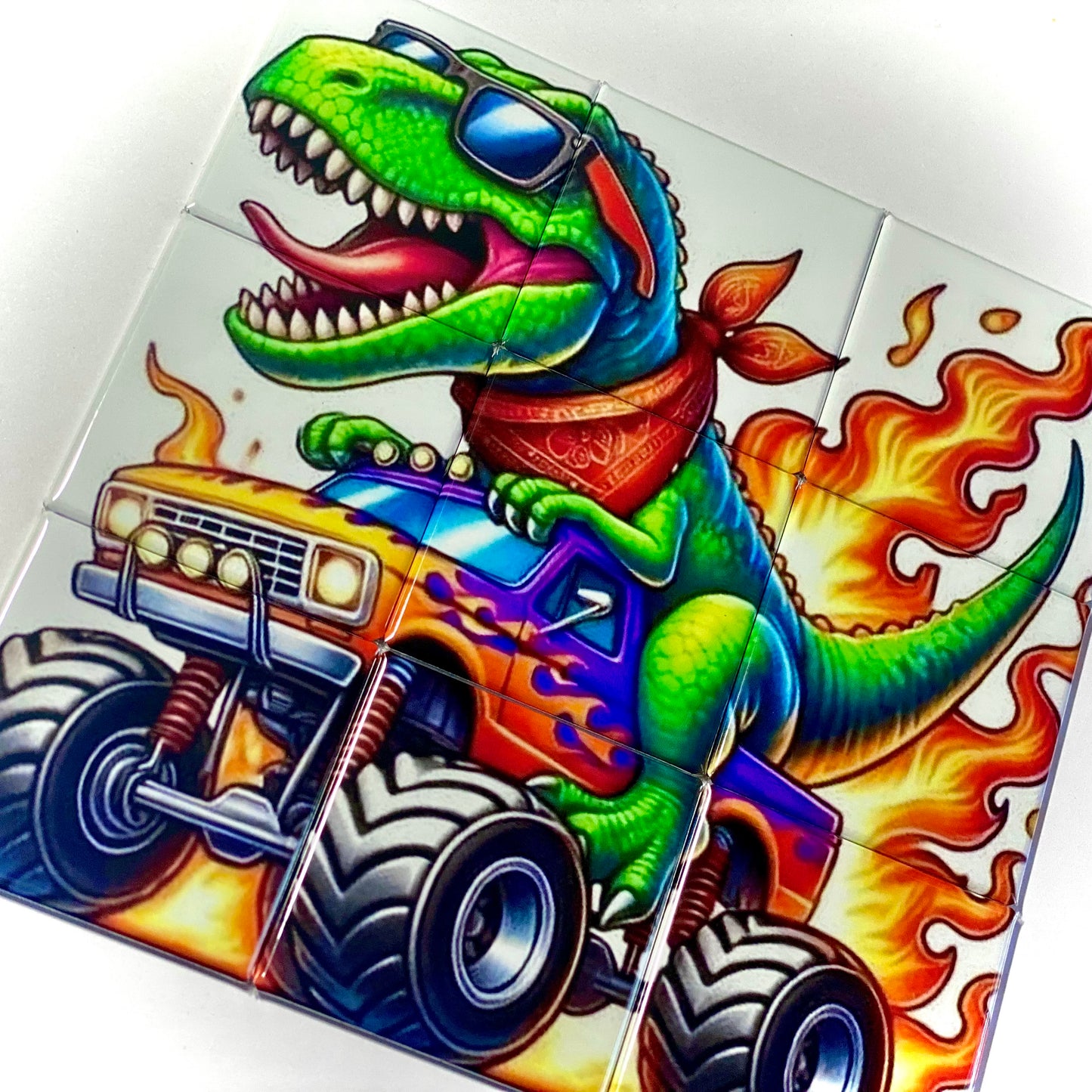 DINO TRUCK MAGNETIC PUZZLE